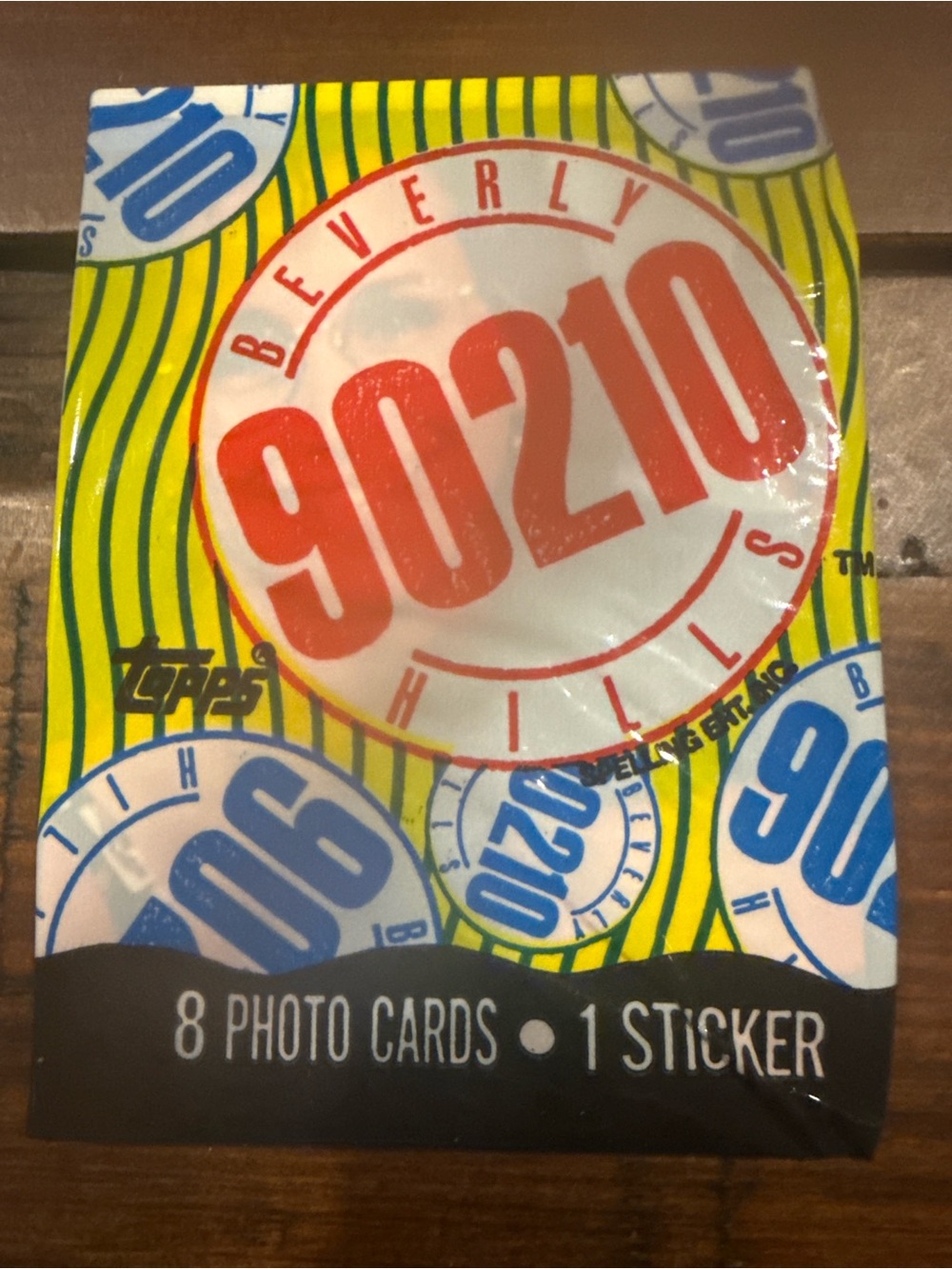 Topps Beverly Hills 90210 Photo Cards & Sticker Pack - White/Red/Blue